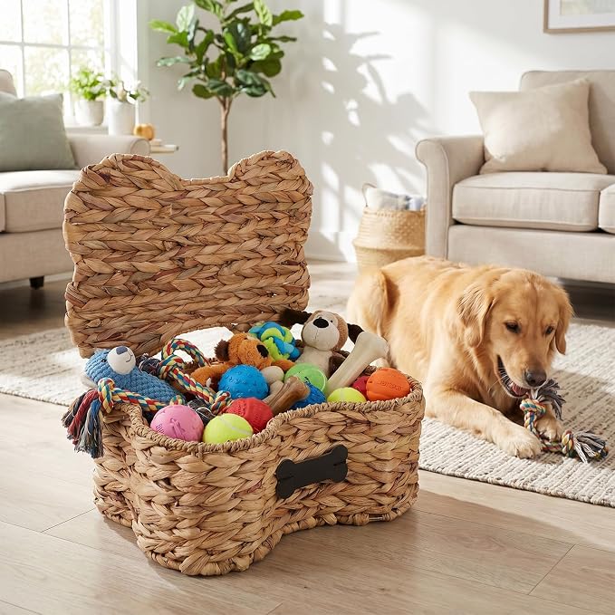 Pethiy Dog Toy Basket with Lid, Woven Water Hyacinth Pet Toy Storage, Seagrass Edge Dog Toys Organizer Bone Shape Basket Toy Box for Dogs Bone Shaped Basket