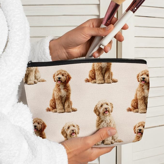 Labradoodle Dog Makeup Bag, Labradoodle Lovers Gifts Cosmetic Bag for Women, Dog Mom Lovers Owner Gifts for Women Christmas, Pet Lover Gift Zipper Travel Makeup Pouch for Purse