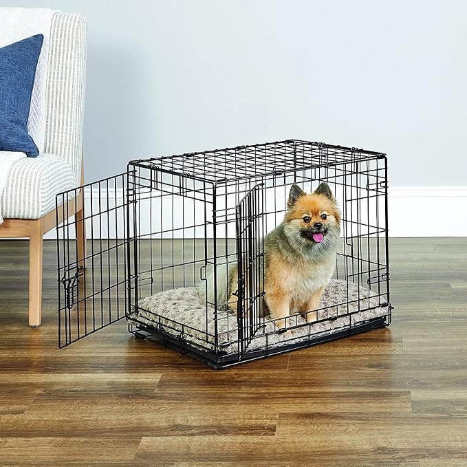 New World by Midwest 24-Inch Double Door Crate, for Small Breeds, 12-20 lbs | Folding Dog Crate, Leak-Proof Tray & Secure Latches, Portable, Durable & Easy to Assemble