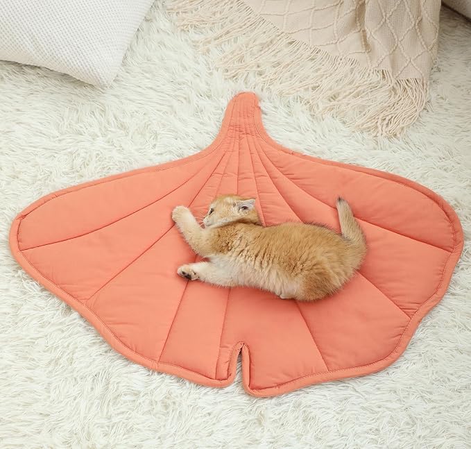 Letalong 31 X 25 Inch Leaf Shaped Cotton Cat Bed Pad, Warming Cat Mat, Pet Warming Pad for Cats, Warmer Mat for Feral and Indoor Cats, 2025 Enlarged and Thickened Leaf Beds