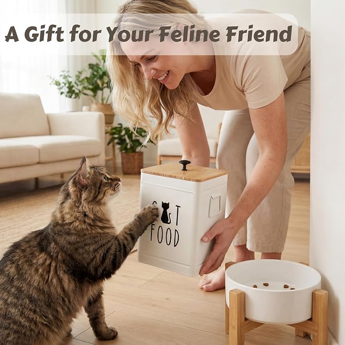 PERFNIQUE Cat Food Storage Container, Airtight Cat Treat Container with Bamboo Lid, Pet Food Storage for Kitchen Countertop, Treat Jars for Pets, Cat Food Container (White, with Spoon)