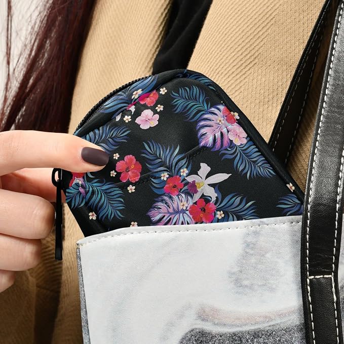 Pill Organizer Palm Leaves Flowers Pill Box 7 Day Pill Case Bag Travel Pill Organizer Bag with Zipper Portable Weekly Case Compact Size for Vitamin Supplement Holder