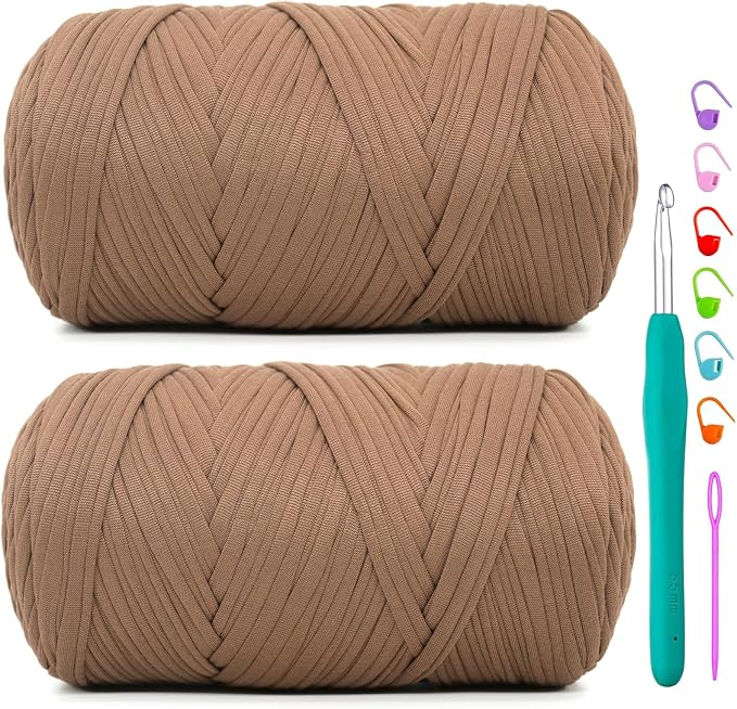 2 Pack Tshirt Yarn for Crochet,Coffee Brown T Shirt Soft Elastic Fabric Chunky Thick T-Shirt Crochet Yarn for Crocheting Knitting Beginner Hand Knitting Bag/DIY Craft/Home Decor 2 * 400G-Coffee Brown