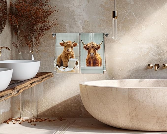 Bath Towels Set of 2, Cute Highland Cattle Dish Towel for Bathroom Spa Washroom, Western Cow Fast Drying Decorative Hand Towels, Farmhouse Housewarming Xmas Gifts for Women Mom -B21