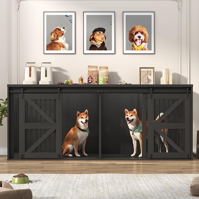 jiteentarou87In Farmhouse Dog Crate TV Stand, Wooden Dog Kennel Furniture with Sliding Metal Mesh Barn Door, Large Dog Crate Furniture for 2 Dogs, Solid Metal Tube & 2 Lockable Doors, Wood Grain Black