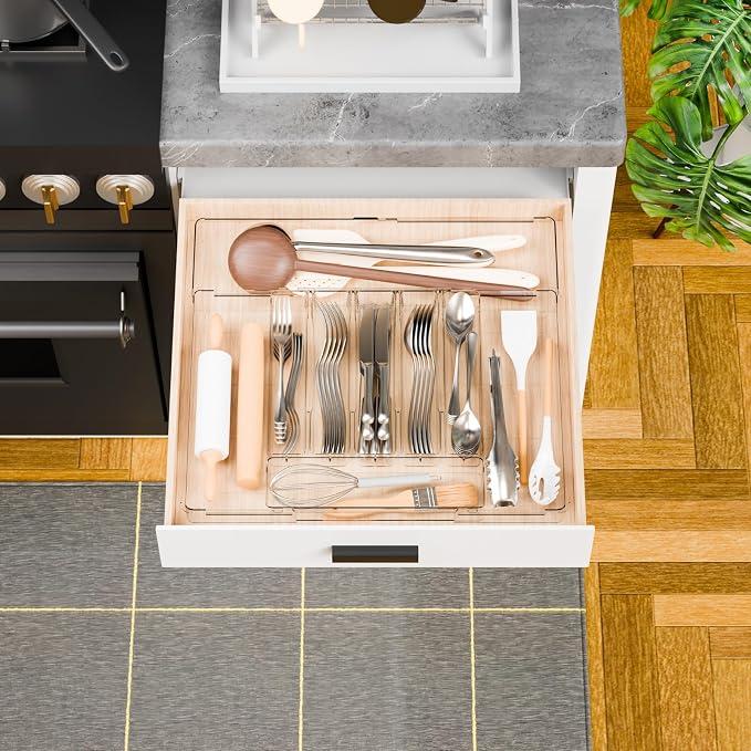 Clear Large Expandable Silverware Organizer and Kitchen Utensil Drawer Organizer,Plastic Adjustable Silverware Tray for Drawer Cutlery,Spatula,Tools,Flatware Organizers,Fork and Spoon Holder