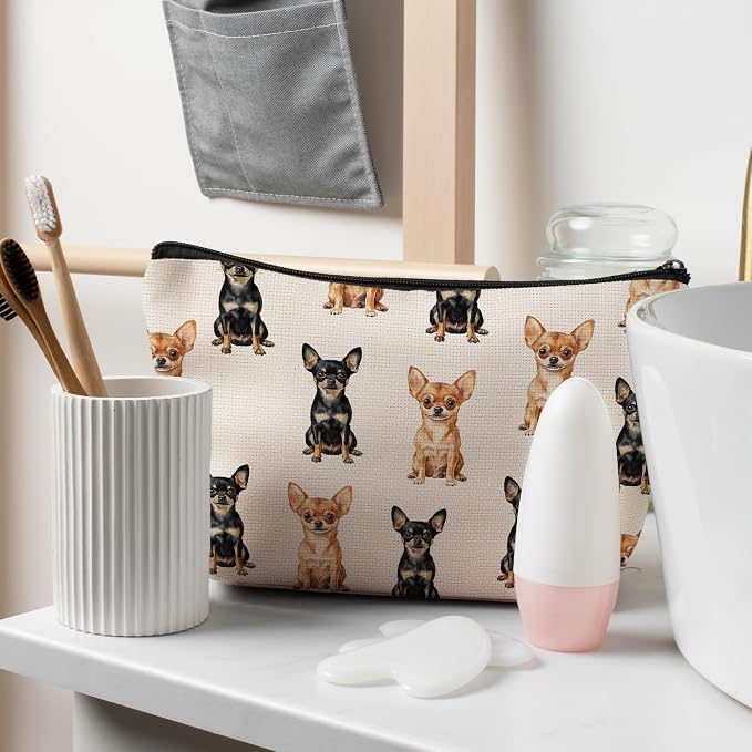 Chihuahua Dog Makeup Bag, Chihuahua Lovers Gifts Cosmetic Bag for Women, Dog Mom Lovers Owner Gifts for Women, Pet Lover Gift Zipper Travel Makeup Pouch for Purse