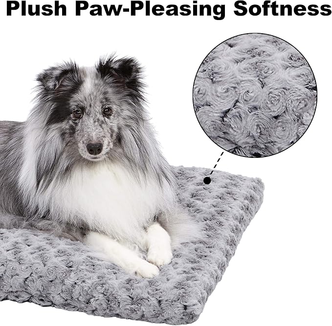 MidWest Homes for Pets Small QuietTime Deluxe Gray Ombré Swirl Plush Pet Bed, Machine Washable, Non-Skid Bottom, Soft Crate Mat for 24-inch Crates