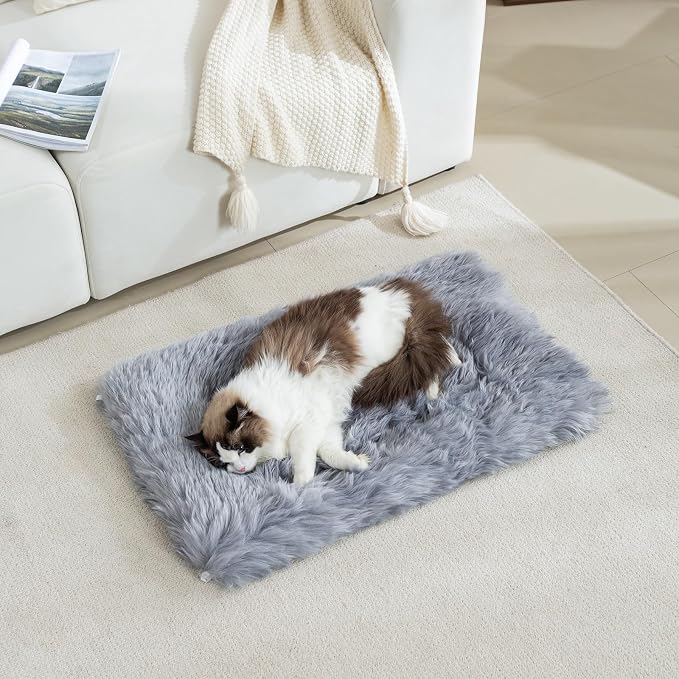 Fluffy Cat Bed Mat 19.6"x31.4" Furry Small Dog Cats Cushions for Indoor | Grey Faux Fur Fuzzy Puppy Pads for Pet Sleep
