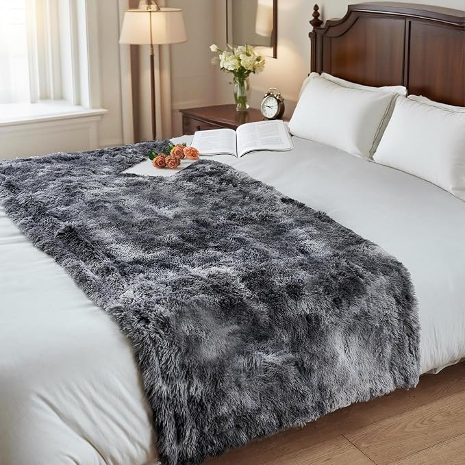 gogobunny Waterproof Dog Blanket for Couch & Furniture Protection - Super Soft Reversible Throw for Large Dogs & Cats, Calming Washable Fur & Sherpa Pet Blanket(33x77 Inch, Tie-dye Grey)