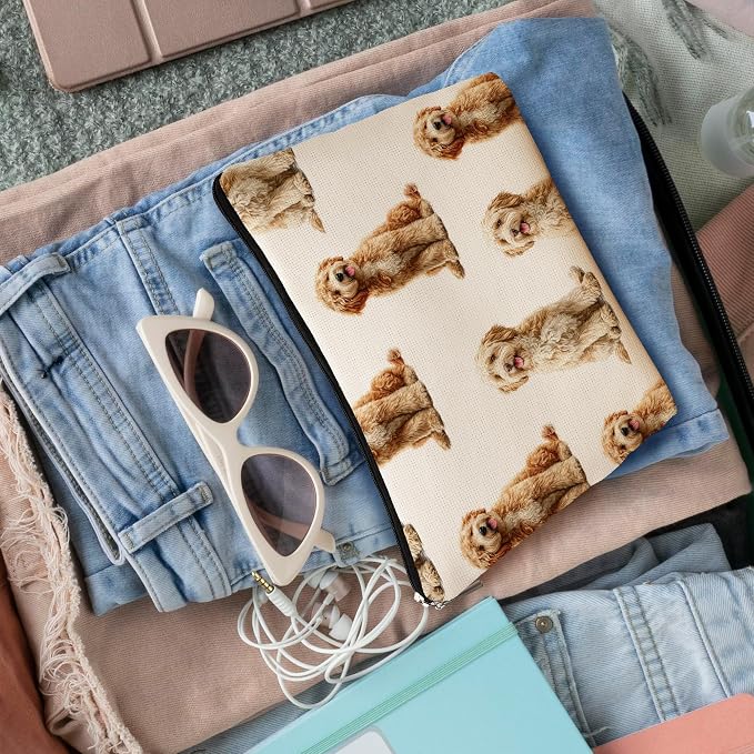 Labradoodle Dog Makeup Bag, Labradoodle Lovers Gifts Cosmetic Bag for Women, Dog Mom Lovers Owner Gifts for Women Christmas, Pet Lover Gift Zipper Travel Makeup Pouch for Purse