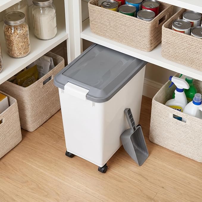 Airtight Pet Food Storage Container 30 lbs – Large Stackable Bin for Dog & Cat Dry Kibble, with Scoop, Freshness Seal, Durable Plastic, Ideal for Pantry & Kitchen